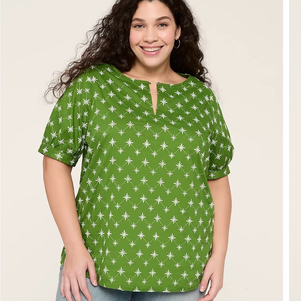 🌼 Embroidered Elbow-Sleeve Popover Blouse*🌼